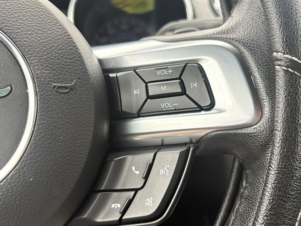 2017 Ford Mustang V6