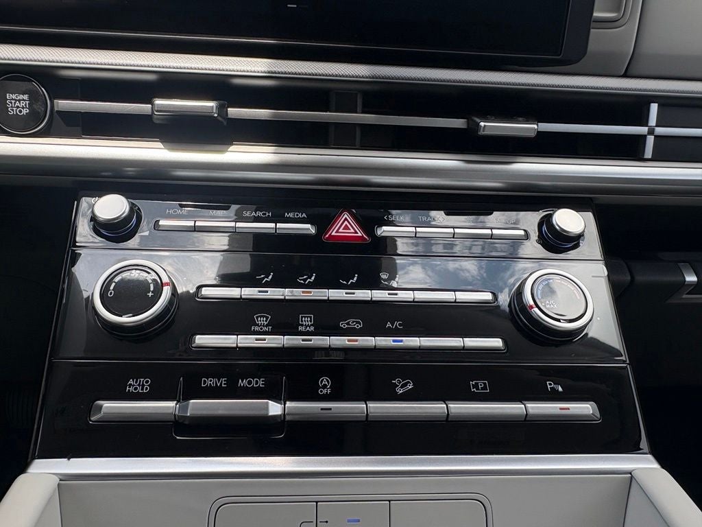 2027 Hyundai Santa Fe SE