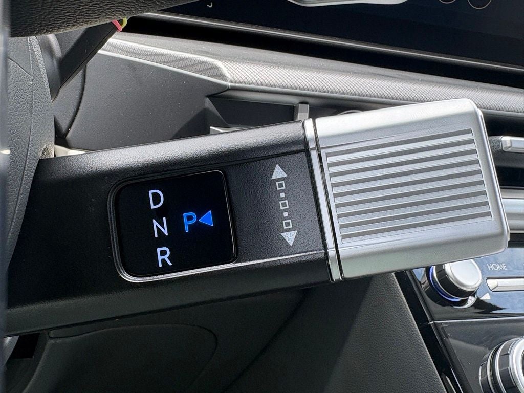 2027 Hyundai Santa Fe SE