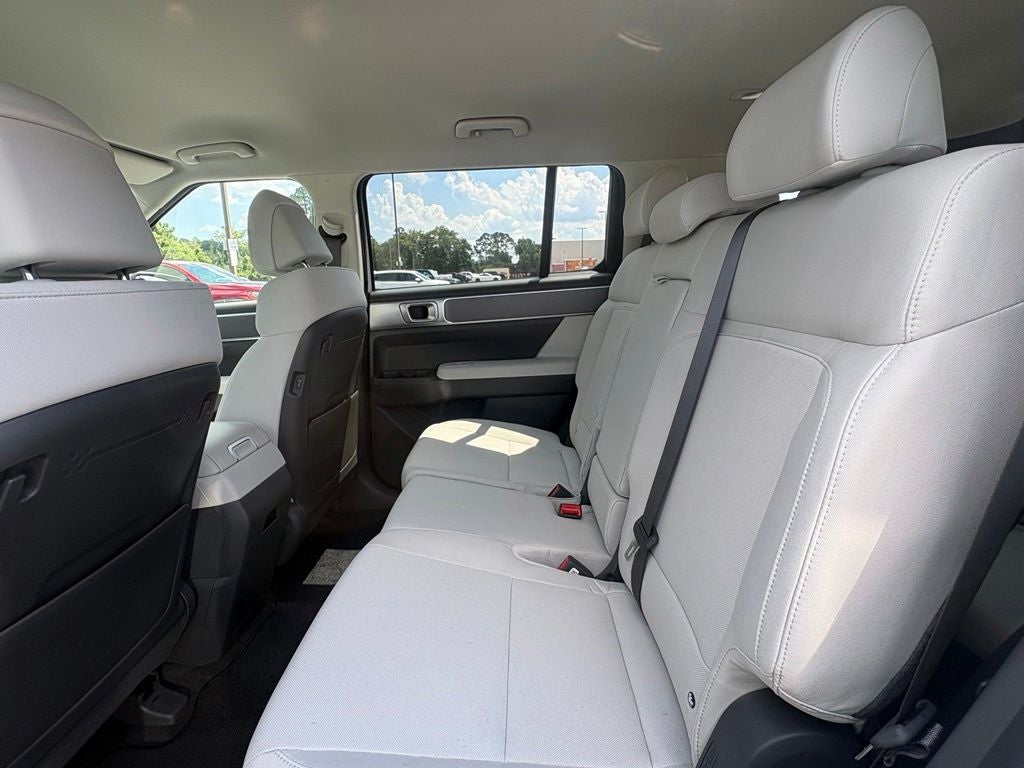 2027 Hyundai Santa Fe SE