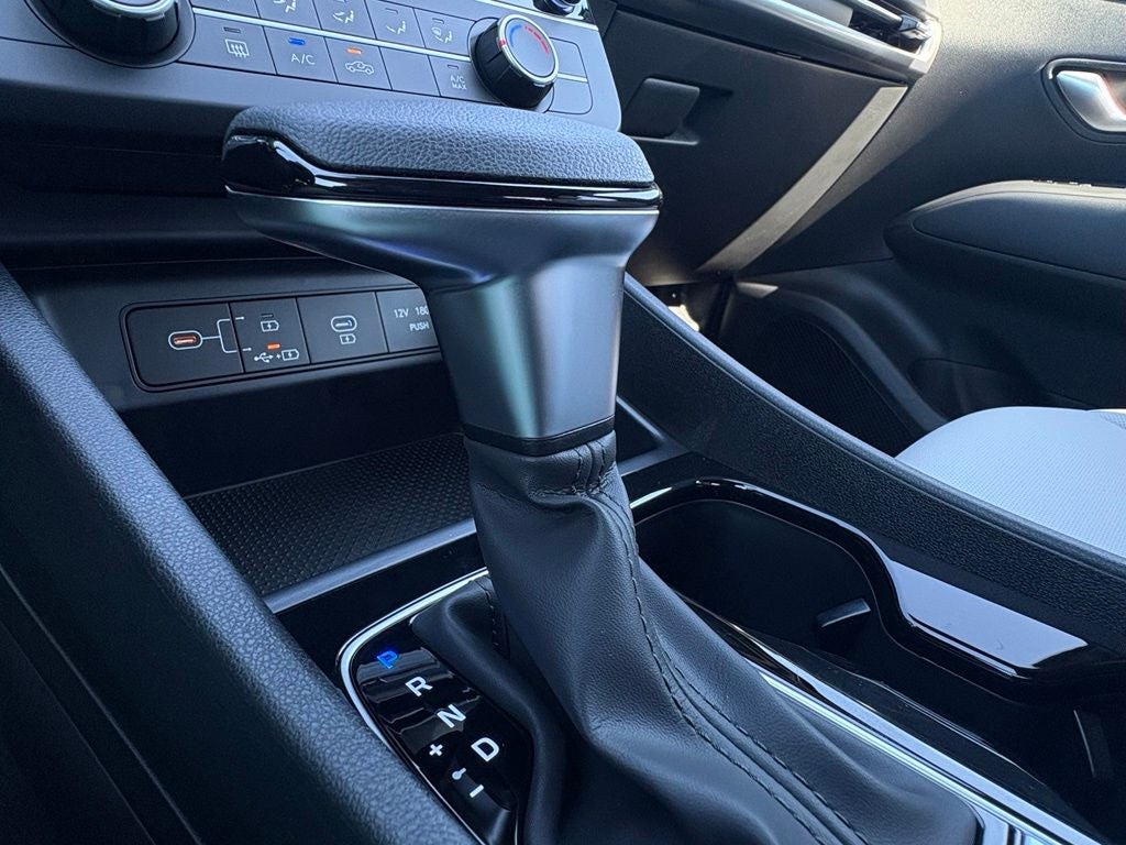 2027 Hyundai Santa Cruz SE