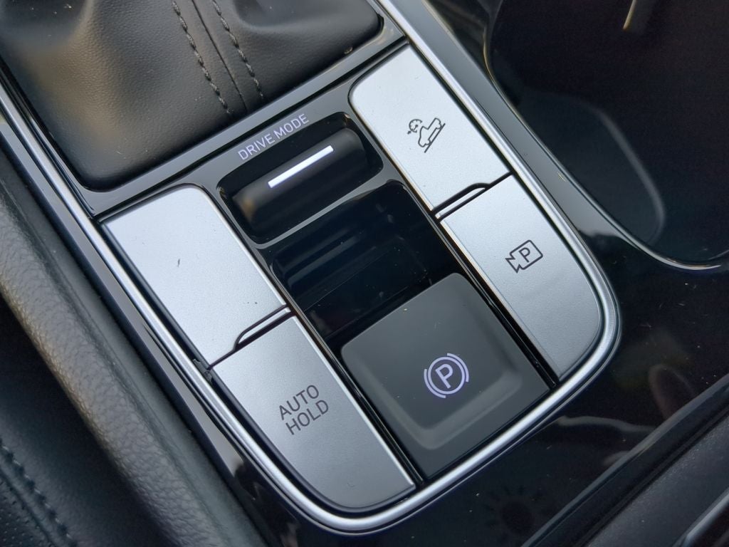 2025 Hyundai Santa Cruz SEL Activity