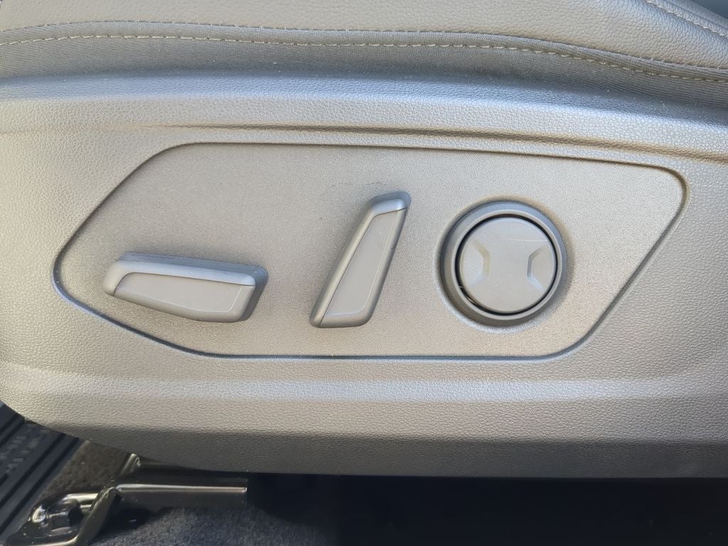 2025 Hyundai Santa Cruz SEL Activity