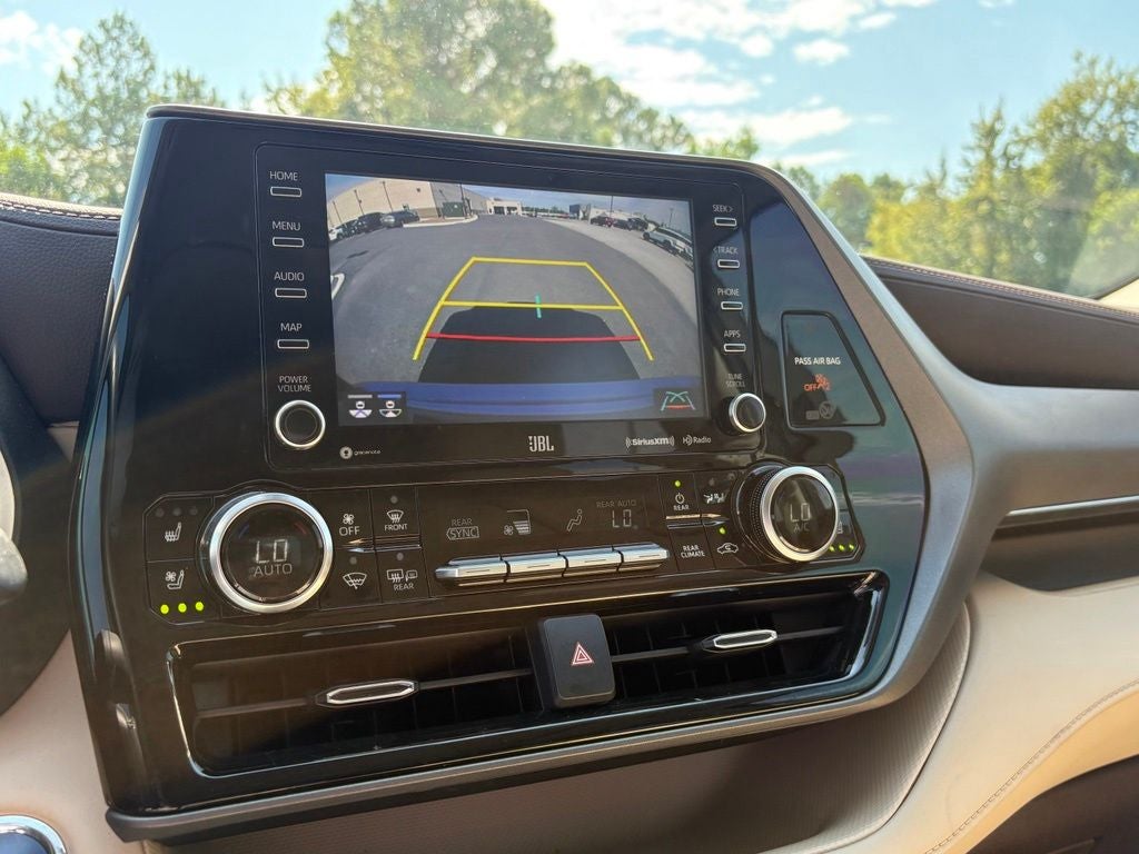 2022 Toyota Highlander Hybrid Limited