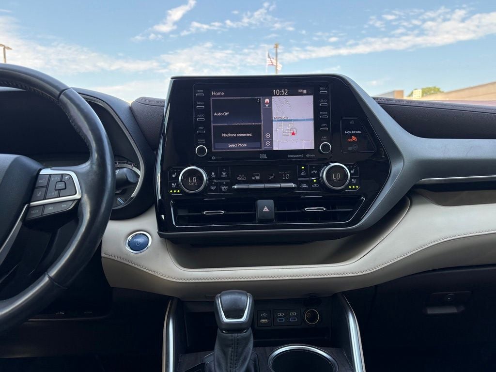 2022 Toyota Highlander Hybrid Limited
