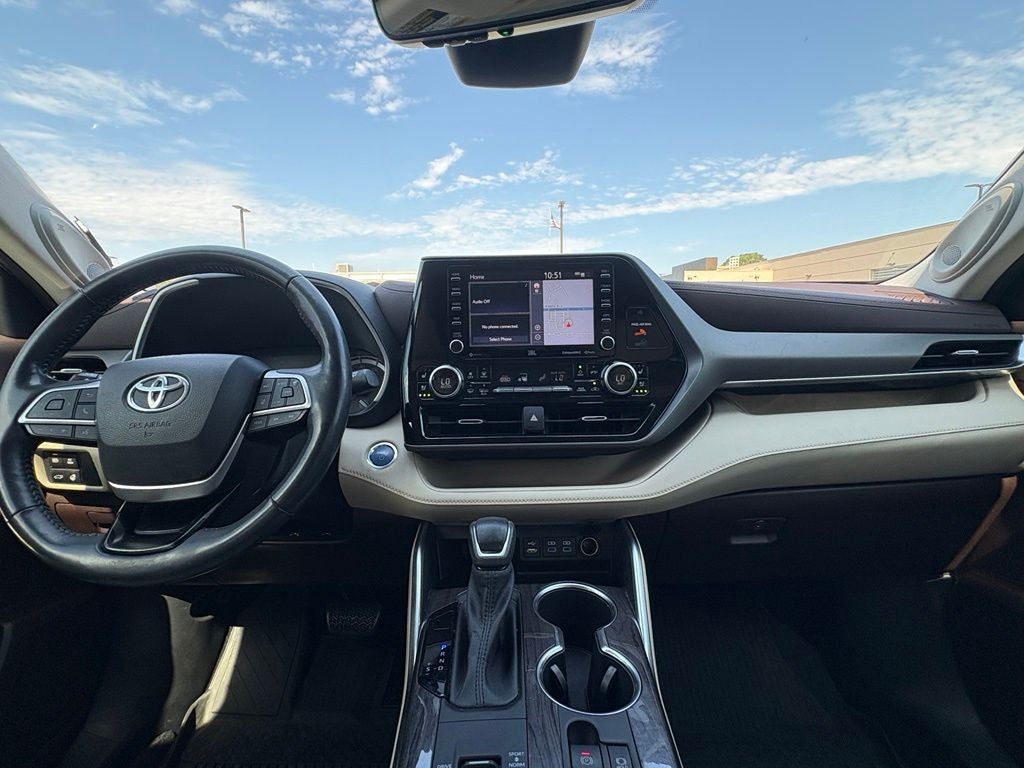 2022 Toyota Highlander Hybrid Limited