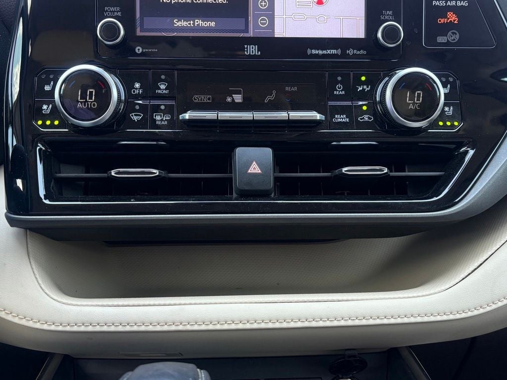 2022 Toyota Highlander Hybrid Limited