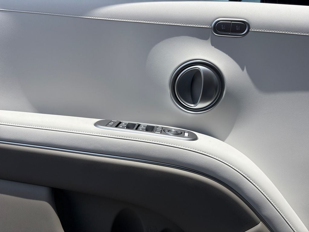 2026 Hyundai Palisade Hybrid SEL Premium 8P