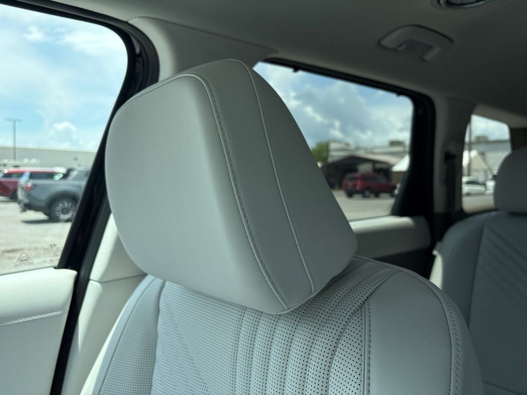 2026 Hyundai Palisade Hybrid SEL Premium 8P