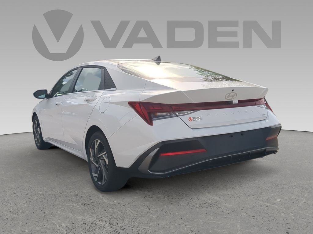 2025 Hyundai Elantra Hybrid Limited