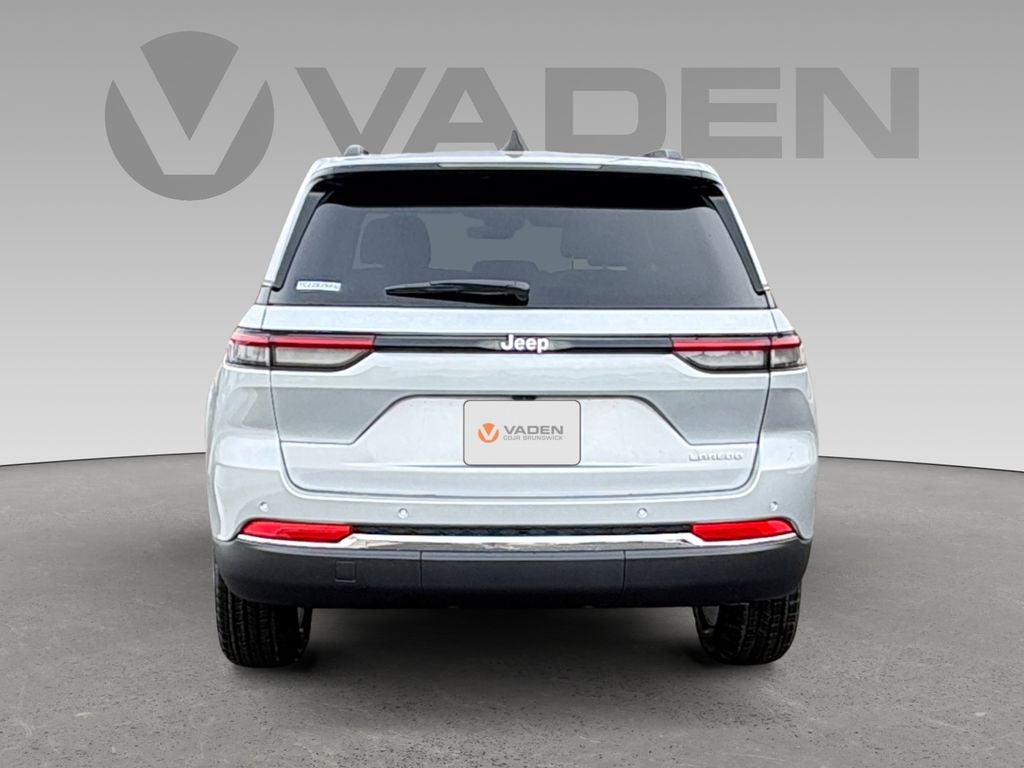 2026 Jeep Grand Cherokee GRAND CHEROKEE LAREDO X 4X2