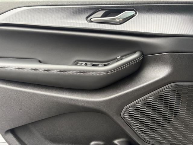 2026 Jeep Grand Cherokee GRAND CHEROKEE LAREDO X 4X2