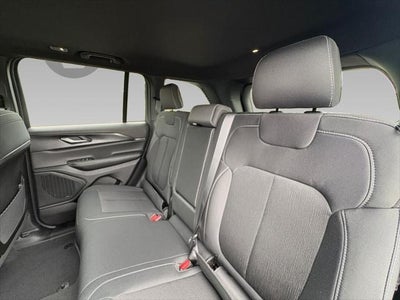 2026 Jeep Grand Cherokee GRAND CHEROKEE LAREDO X 4X2