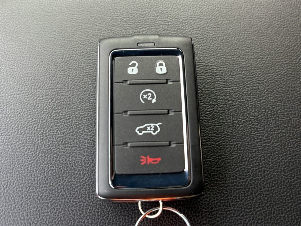 2026 Jeep Grand Cherokee GRAND CHEROKEE LAREDO X 4X2