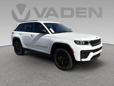 2026 Jeep Grand Cherokee GRAND CHEROKEE LAREDO ALTITUDE 4X2