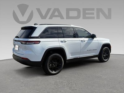 2026 Jeep Grand Cherokee GRAND CHEROKEE LAREDO ALTITUDE 4X2