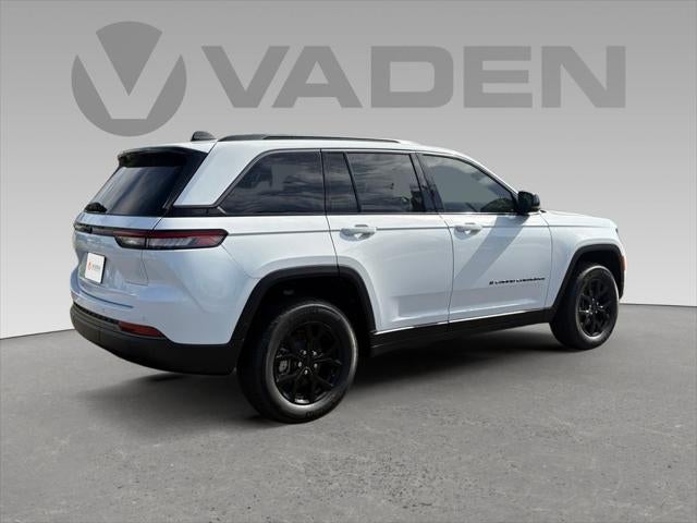 2026 Jeep Grand Cherokee GRAND CHEROKEE LAREDO ALTITUDE 4X2
