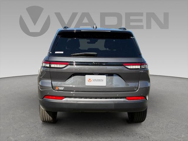 2026 Jeep Grand Cherokee GRAND CHEROKEE LAREDO ALTITUDE 4X2