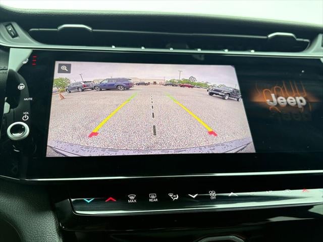 2026 Jeep Grand Cherokee GRAND CHEROKEE LAREDO ALTITUDE 4X2