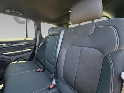 2026 Jeep Grand Cherokee GRAND CHEROKEE LAREDO 4X4