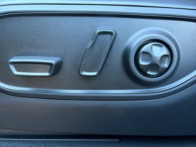 2026 Jeep Grand Cherokee GRAND CHEROKEE LAREDO 4X4