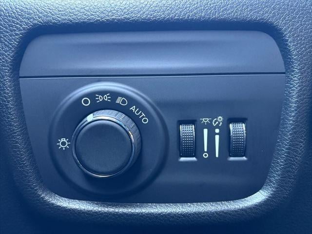 2026 Jeep Grand Cherokee GRAND CHEROKEE LAREDO 4X4