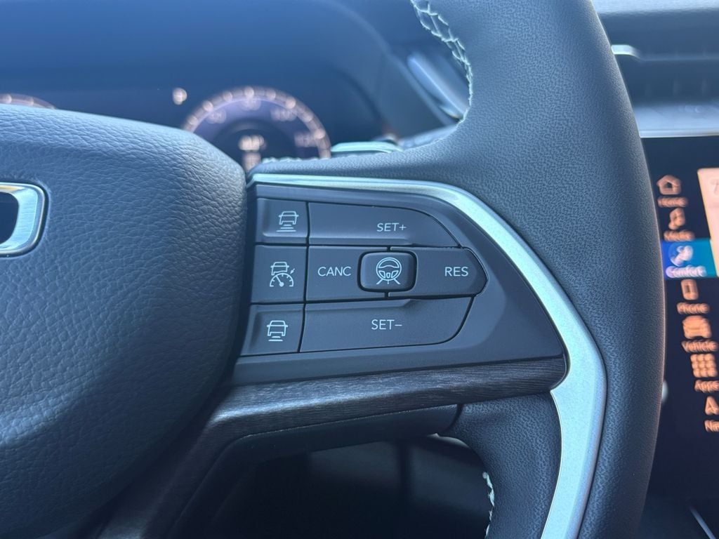 2026 Jeep Grand Cherokee GRAND CHEROKEE LAREDO ALTITUDE 4X4