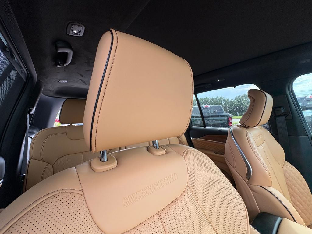 2026 Jeep Grand Cherokee GRAND CHEROKEE SUMMIT 4X4