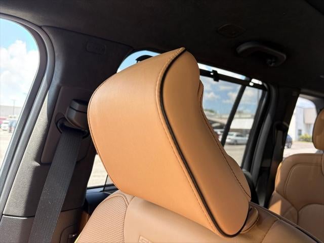 2026 Jeep Grand Cherokee GRAND CHEROKEE SUMMIT 4X4