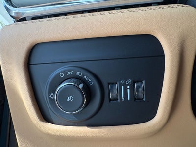 2026 Jeep Grand Cherokee GRAND CHEROKEE SUMMIT 4X4