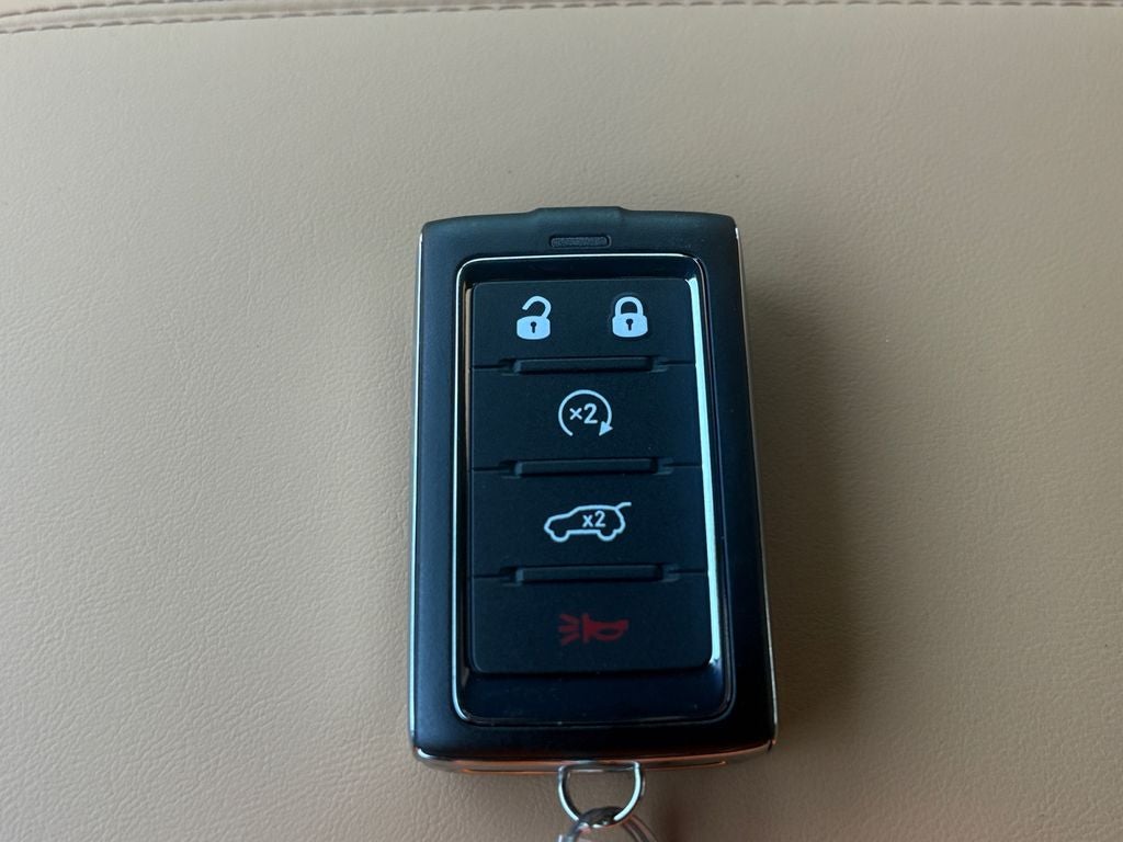 2026 Jeep Grand Cherokee GRAND CHEROKEE SUMMIT 4X4