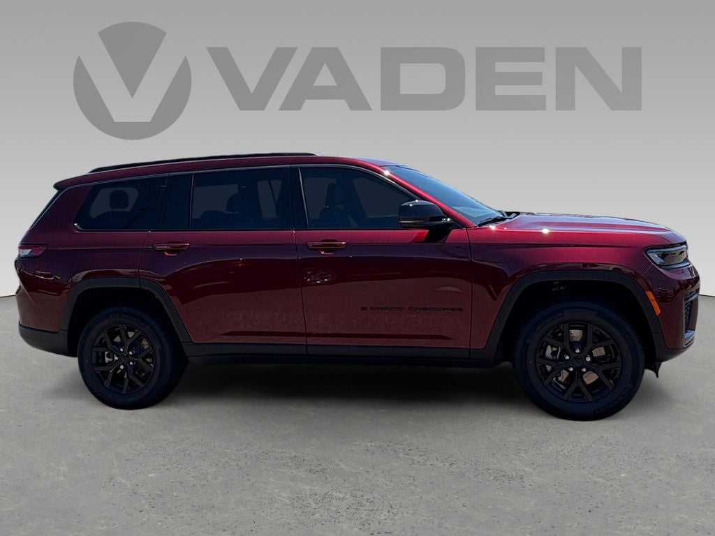 2026 Jeep Grand Cherokee GRAND CHEROKEE L LAREDO ALTITUDE 4X2