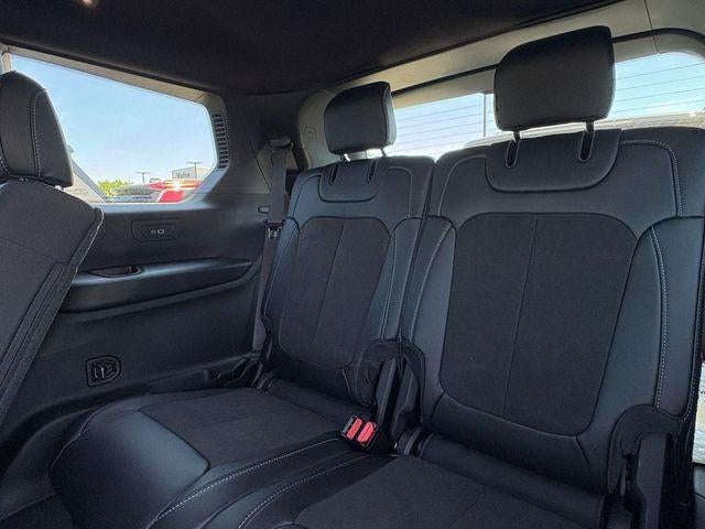 2026 Jeep Grand Cherokee GRAND CHEROKEE L LAREDO ALTITUDE 4X2