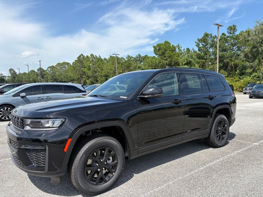 2026 Jeep Grand Cherokee GRAND CHEROKEE L LAREDO ALTITUDE 4X2