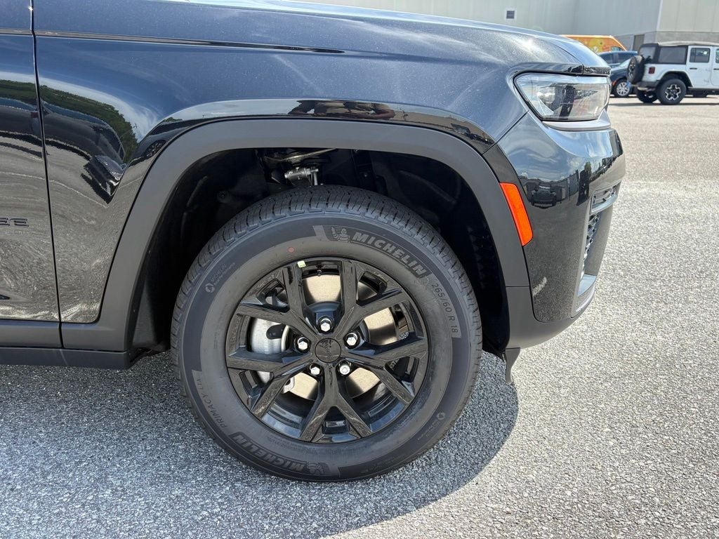 2026 Jeep Grand Cherokee GRAND CHEROKEE L LAREDO ALTITUDE 4X2