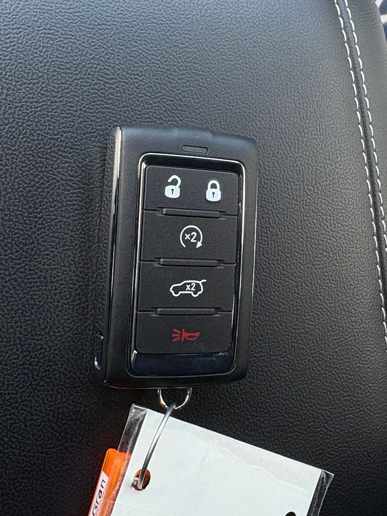 2026 Jeep Grand Cherokee GRAND CHEROKEE L LAREDO ALTITUDE 4X2