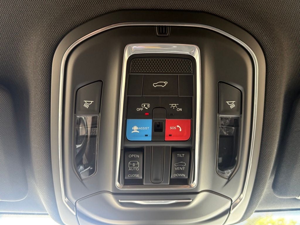2026 Jeep Grand Cherokee GRAND CHEROKEE L LAREDO ALTITUDE 4X2