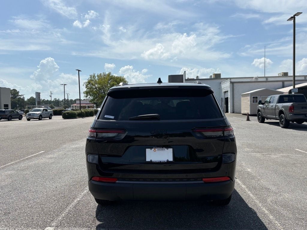 2026 Jeep Grand Cherokee GRAND CHEROKEE L LAREDO ALTITUDE 4X2