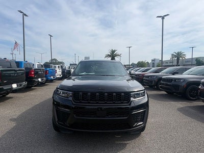 2026 Jeep Grand Cherokee GRAND CHEROKEE L LAREDO ALTITUDE 4X2