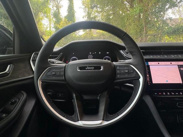 2026 Jeep Grand Cherokee GRAND CHEROKEE L LAREDO ALTITUDE 4X2