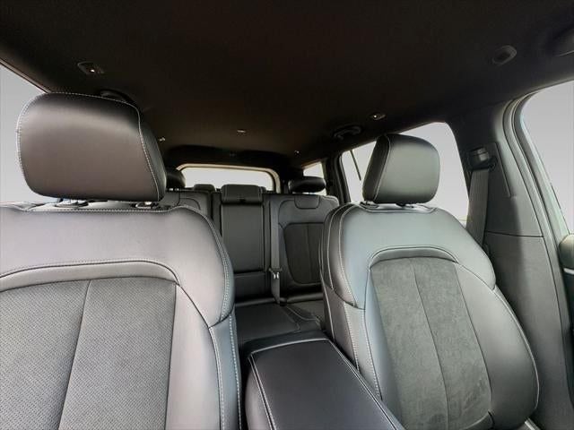 2026 Jeep Grand Cherokee GRAND CHEROKEE L LAREDO ALTITUDE 4X2
