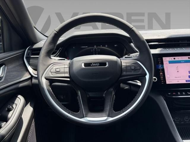 2026 Jeep Grand Cherokee GRAND CHEROKEE L LAREDO ALTITUDE 4X2