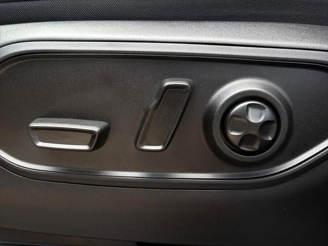 2026 Jeep Grand Cherokee GRAND CHEROKEE L LAREDO ALTITUDE 4X2