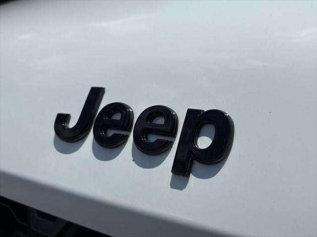 2026 Jeep Grand Cherokee GRAND CHEROKEE L LAREDO ALTITUDE 4X2