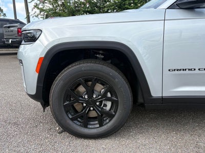 2026 Jeep Grand Cherokee GRAND CHEROKEE L LAREDO ALTITUDE 4X2
