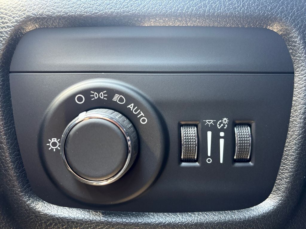 2026 Jeep Grand Cherokee GRAND CHEROKEE L LAREDO ALTITUDE 4X2