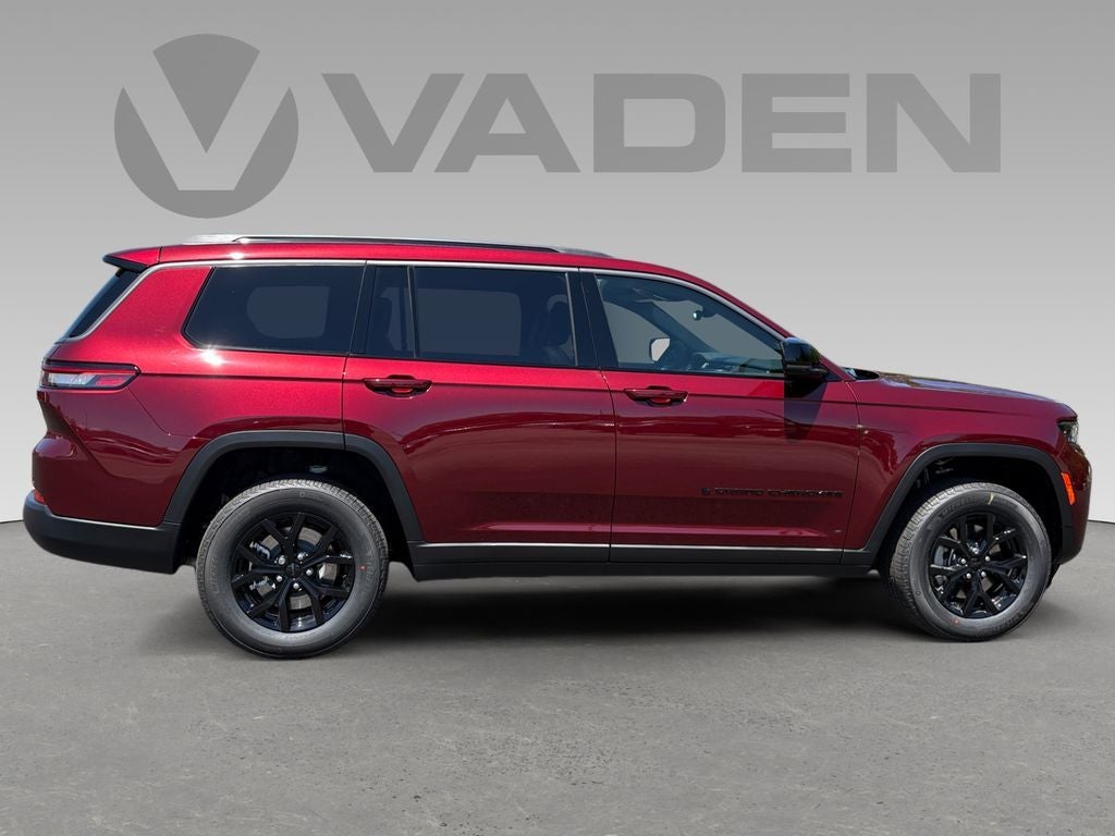 2026 Jeep Grand Cherokee GRAND CHEROKEE L LAREDO ALTITUDE 4X2