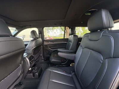2026 Jeep Grand Cherokee GRAND CHEROKEE L LIMITED 4X2