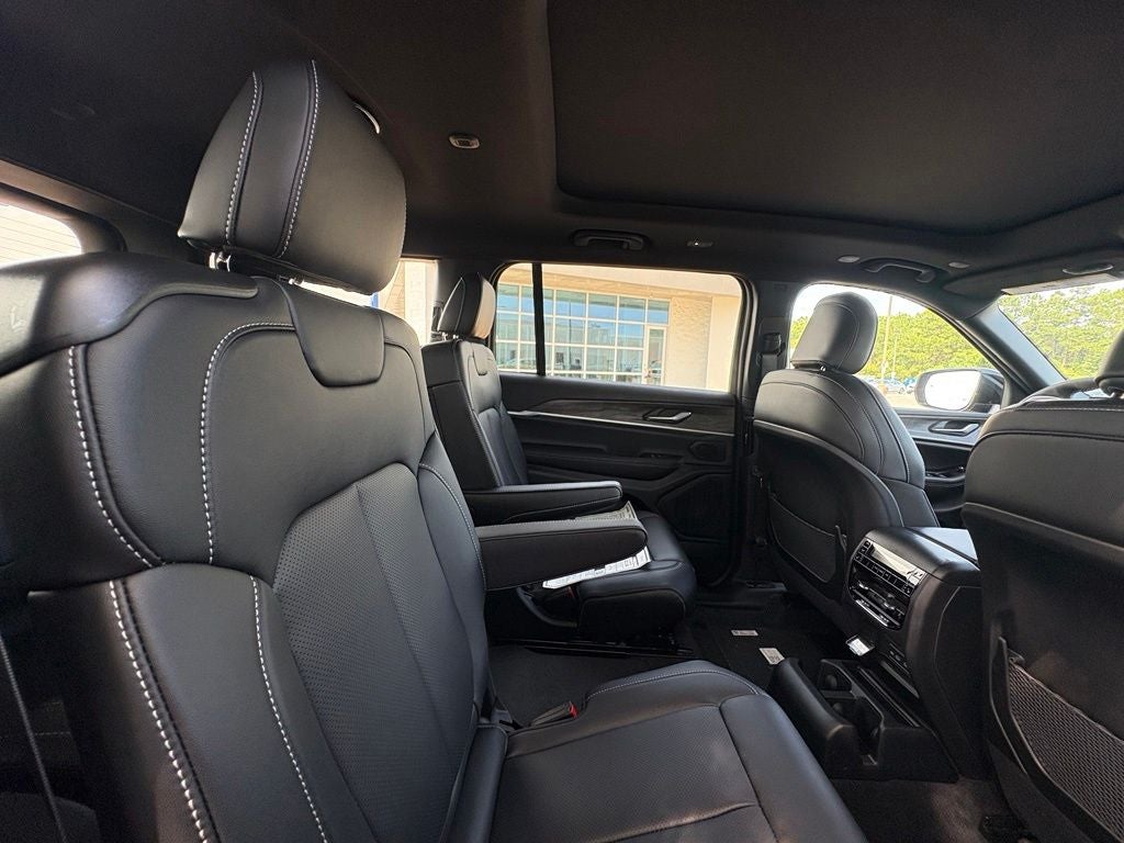 2026 Jeep Grand Cherokee GRAND CHEROKEE L LIMITED 4X2