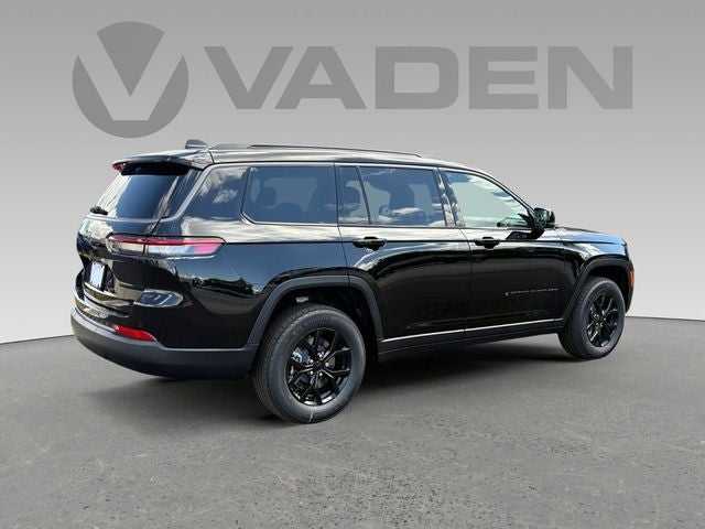 2026 Jeep Grand Cherokee GRAND CHEROKEE L LAREDO ALTITUDE 4X4